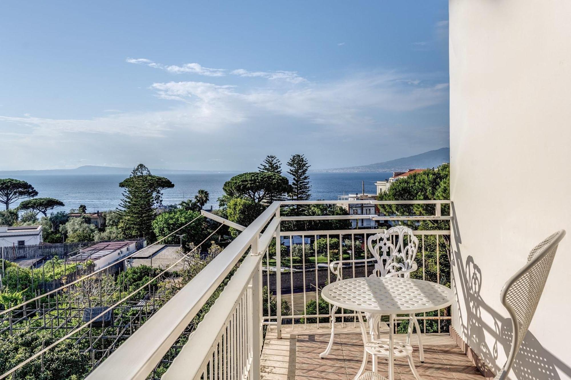 La Musica In The Heart Of Sorrento, 100 M From Station Apartment Exterior foto